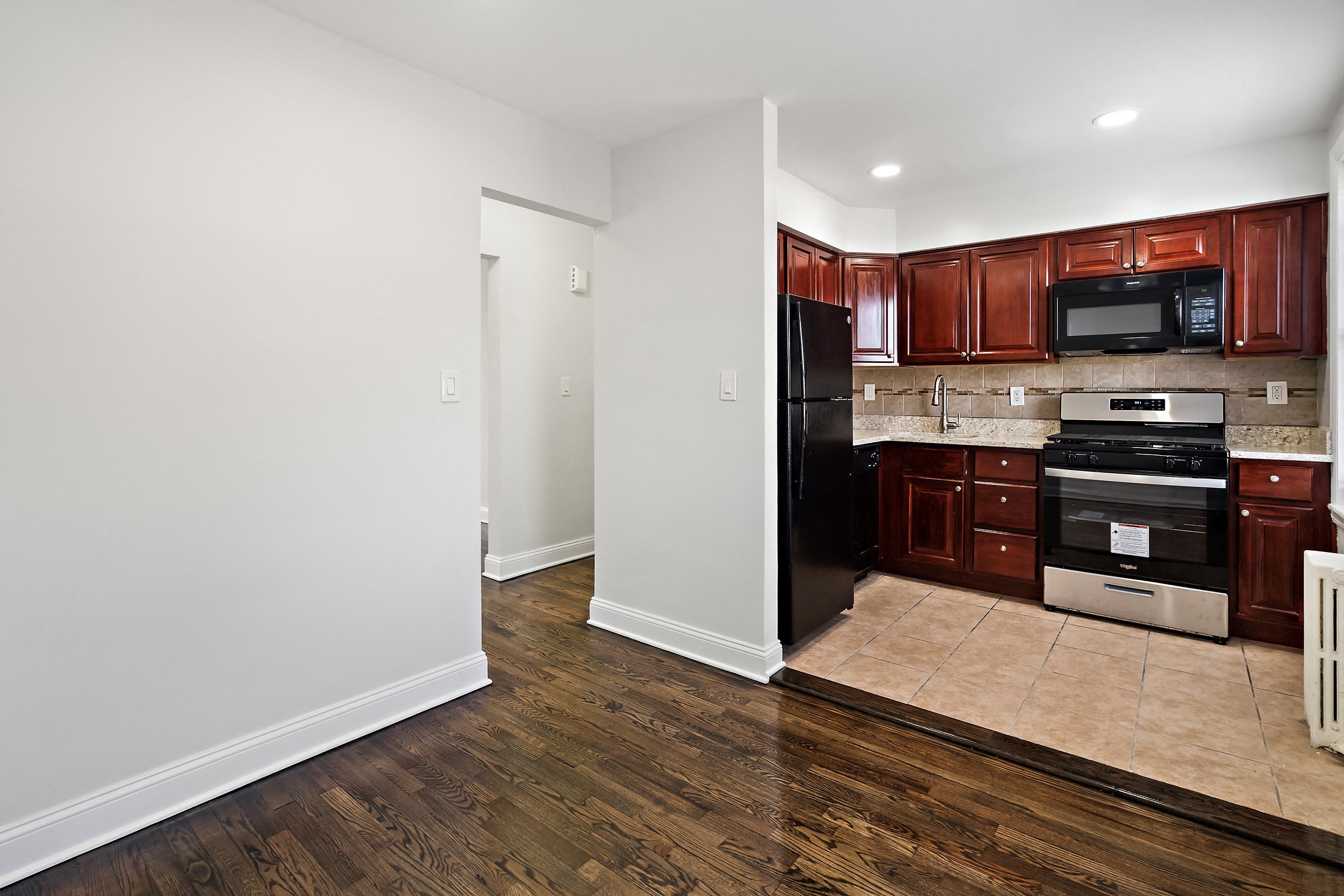 Gallery Photo 25